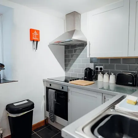 The Bakehouse - Cosy Conversion With Outdoor Sauna Tenby Exterior foto