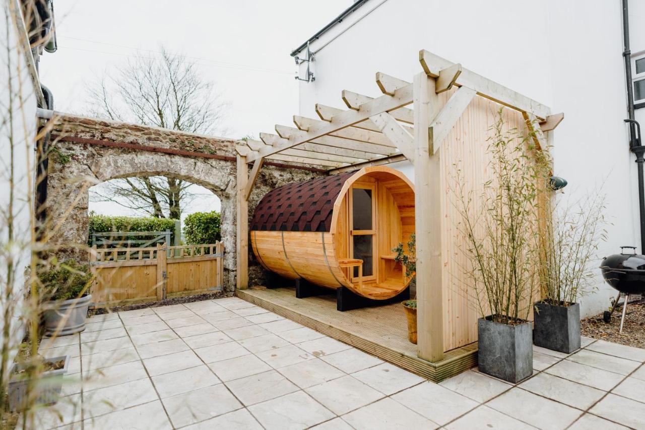Ferienhaus The Bakehouse - Cosy Conversion With Outdoor Sauna Tenby