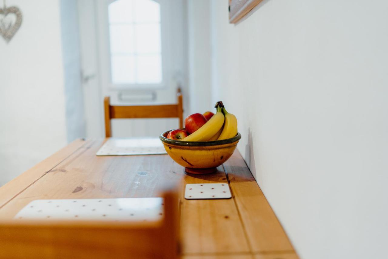 Ferienhaus The Bakehouse - Cosy Conversion With Outdoor Sauna Tenby